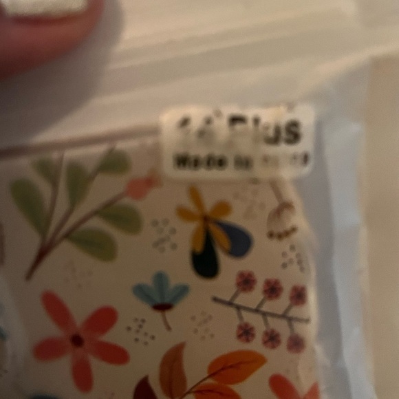 APPLE iPhone, 14 plus case wireless charging capability NEW - Picture 5 of 9